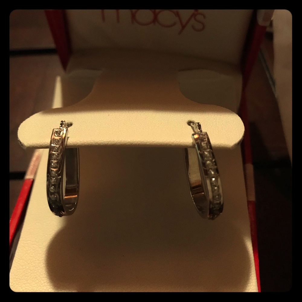 Macy’s Bridge gold diamond 14k hoop earrings